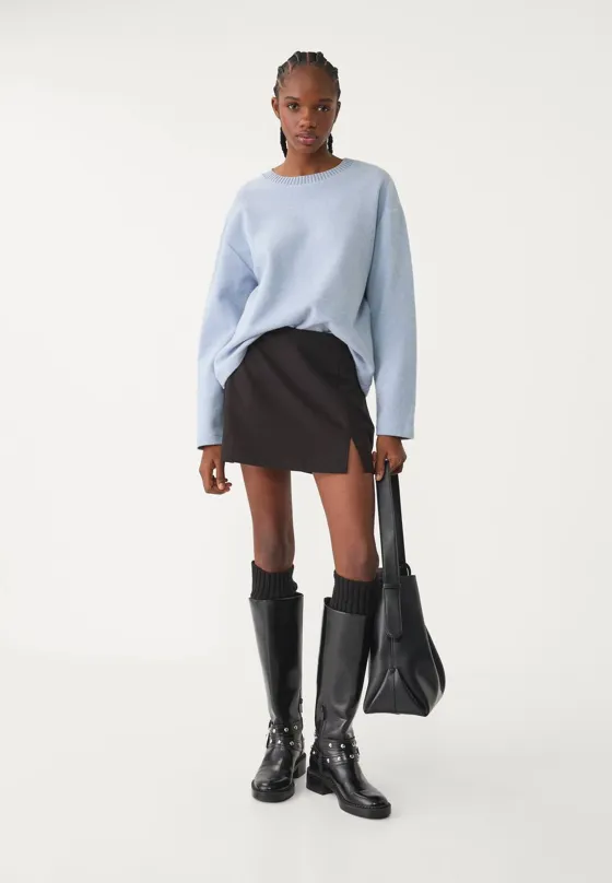 Трикотажная футболка с круглым вырезом