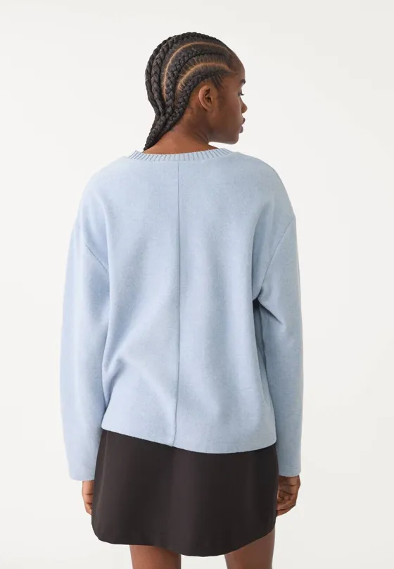 Трикотажная футболка с круглым вырезом