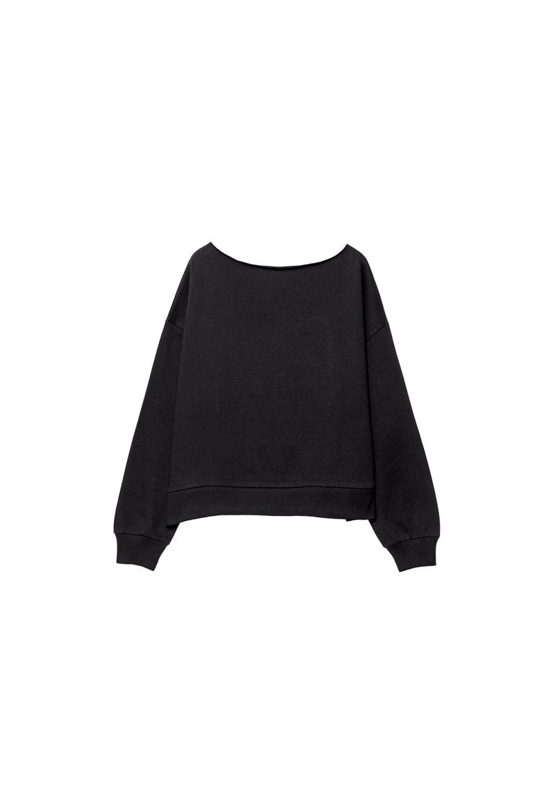 Толстовка с круглым вырезом