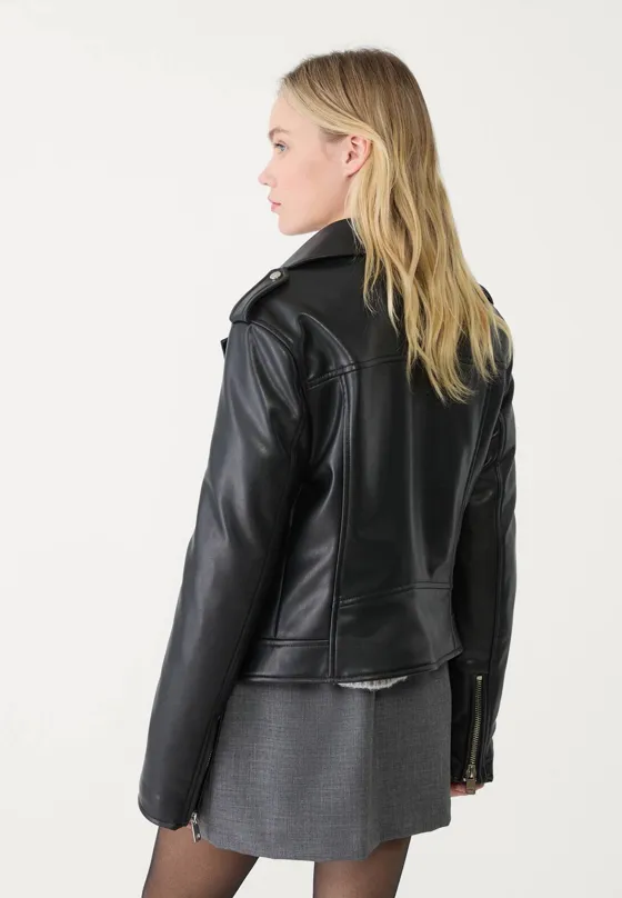 Куртка в байкерском стиле из искусственной кожи