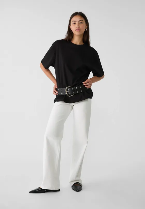 Базовая футболка оверсайз из плотной ткани