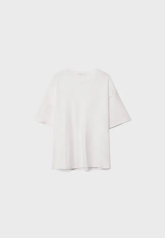 Базовая футболка оверсайз из плотной ткани