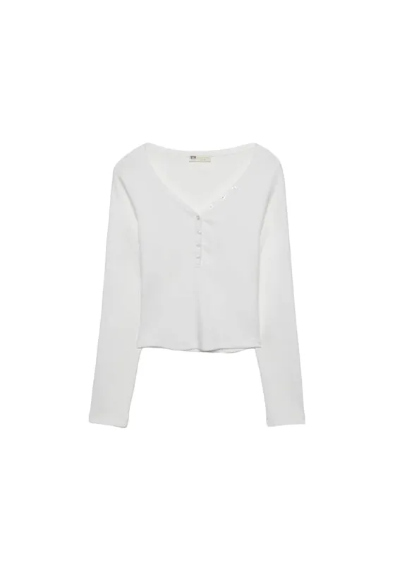 Топ с пуговицами