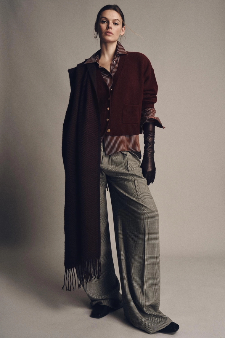 Жакет из 100% шерсти с золотыми пуговицами