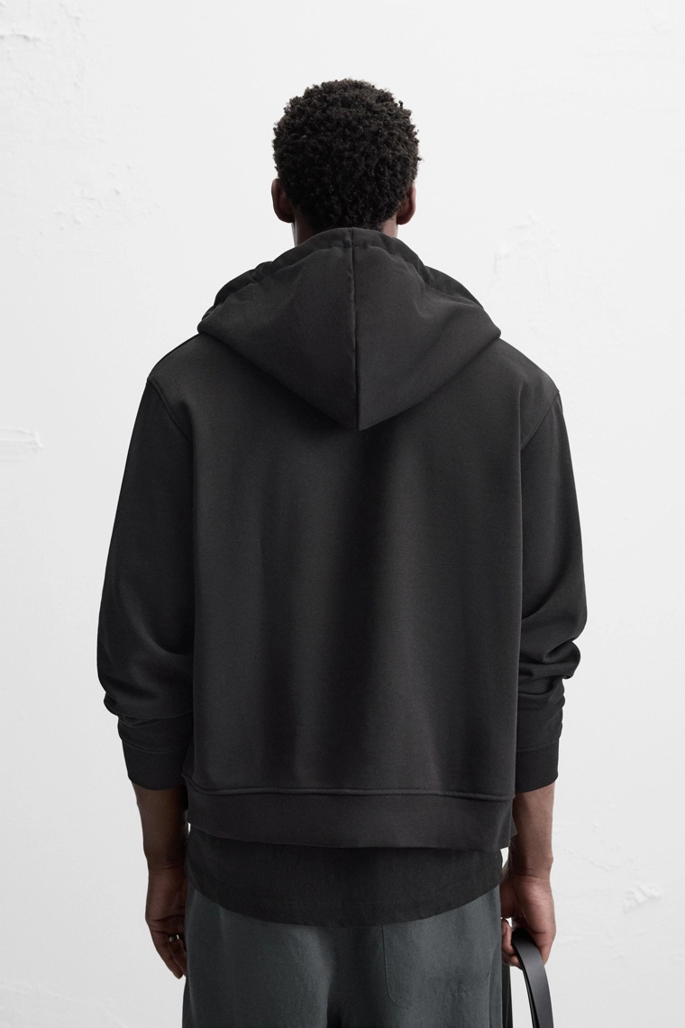 Толстовка с молнией на молнии