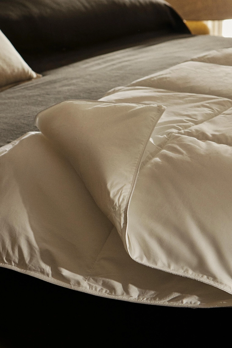 Одеяло с наполнителем all seasons (150 г/м² + 300 г/м²)