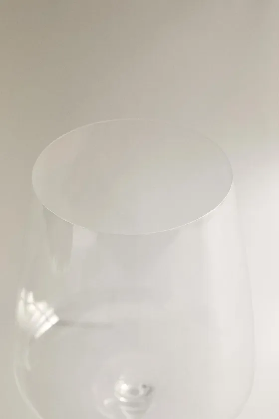 Ультралегкий стеклянный бокал