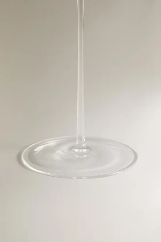 Ультралегкий стеклянный бокал