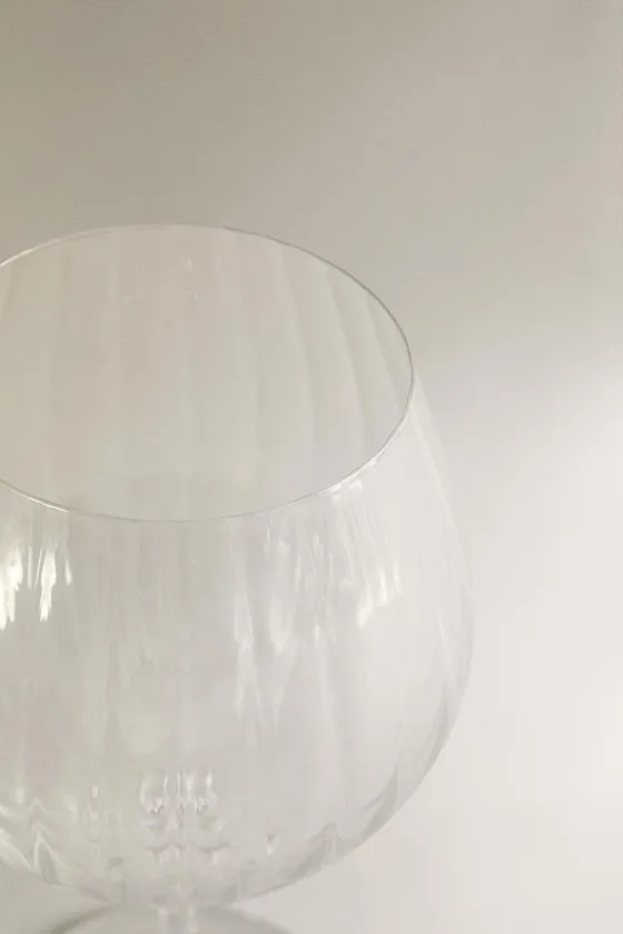 Бокал для вина raised crystalline