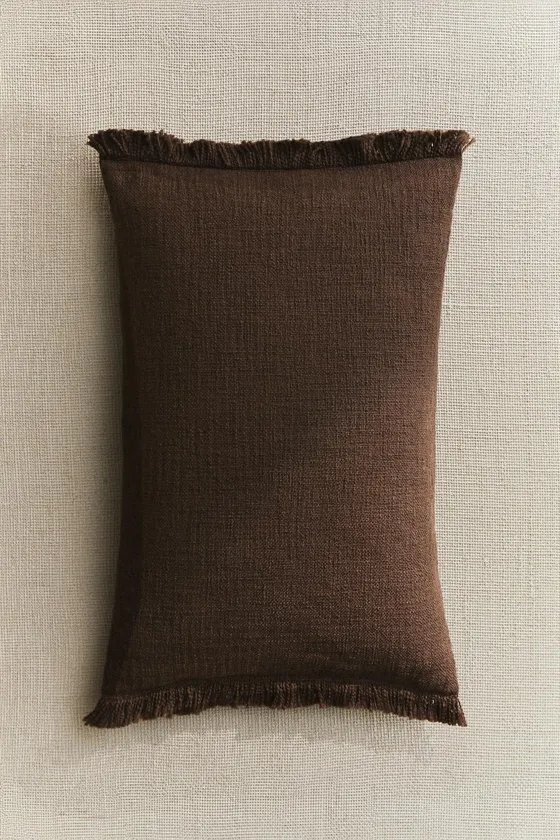 Чехол на подушку с бахромой