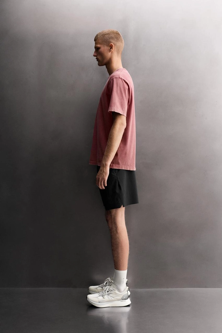 Футболка с принтом и слоганом guitarricadelafuente