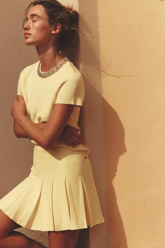 ТРИКОТАЖНАЯ МИНИ-ЮБКА В СКЛАДКУ