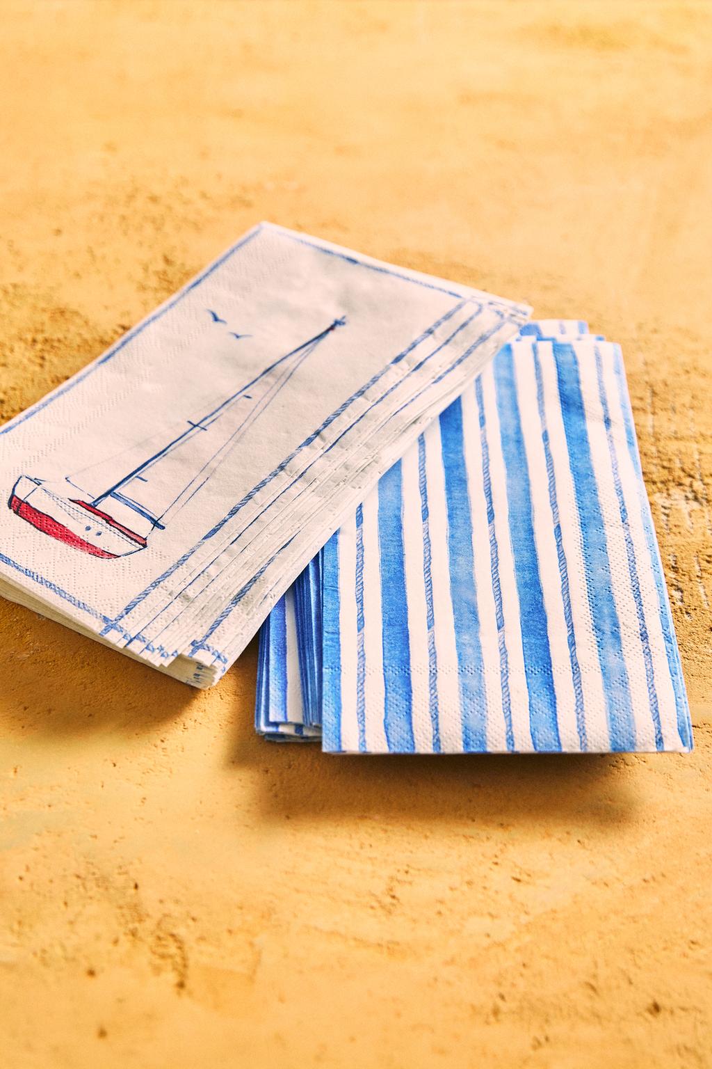 Набор бумажных салфеток с изображением бумажного кораблика (30 штук)