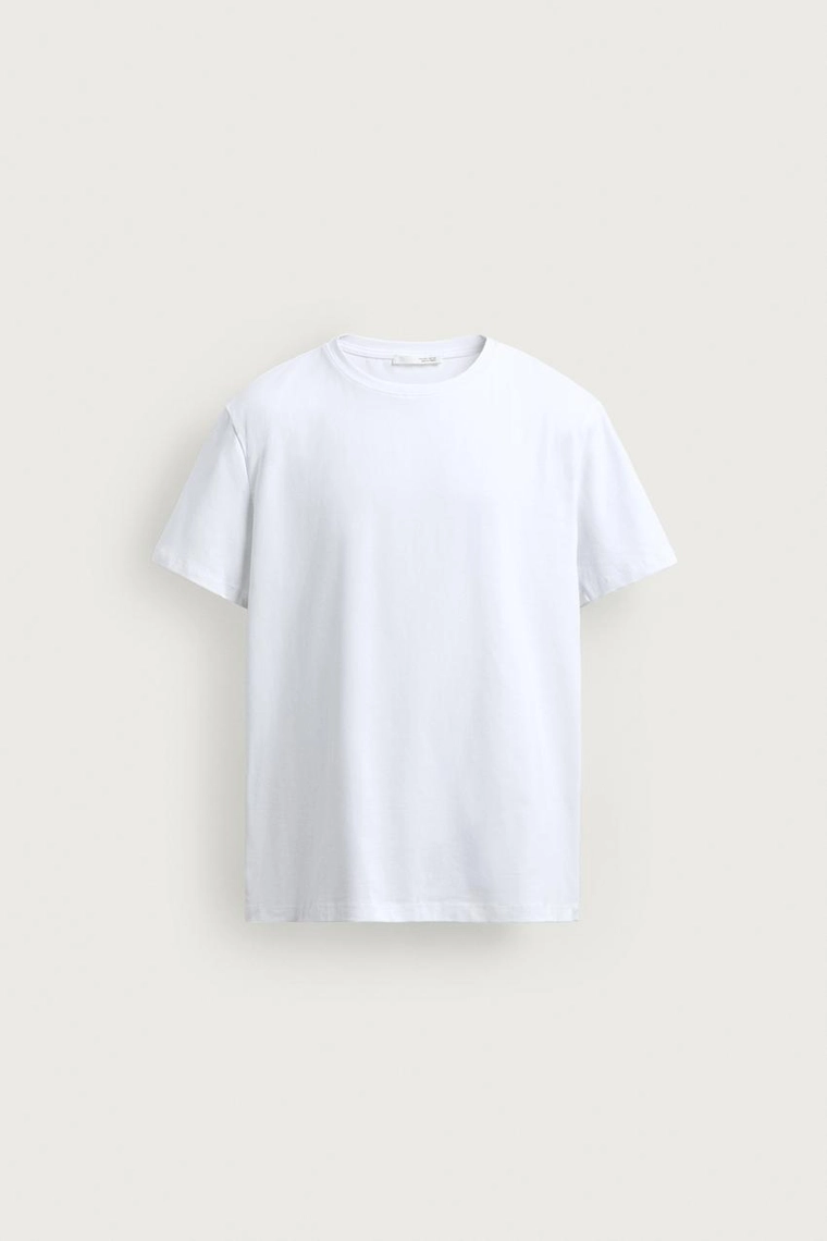 БАЗОВАЯ ПРИТАЛЕННАЯ ФУТБОЛКА SLIM FIT