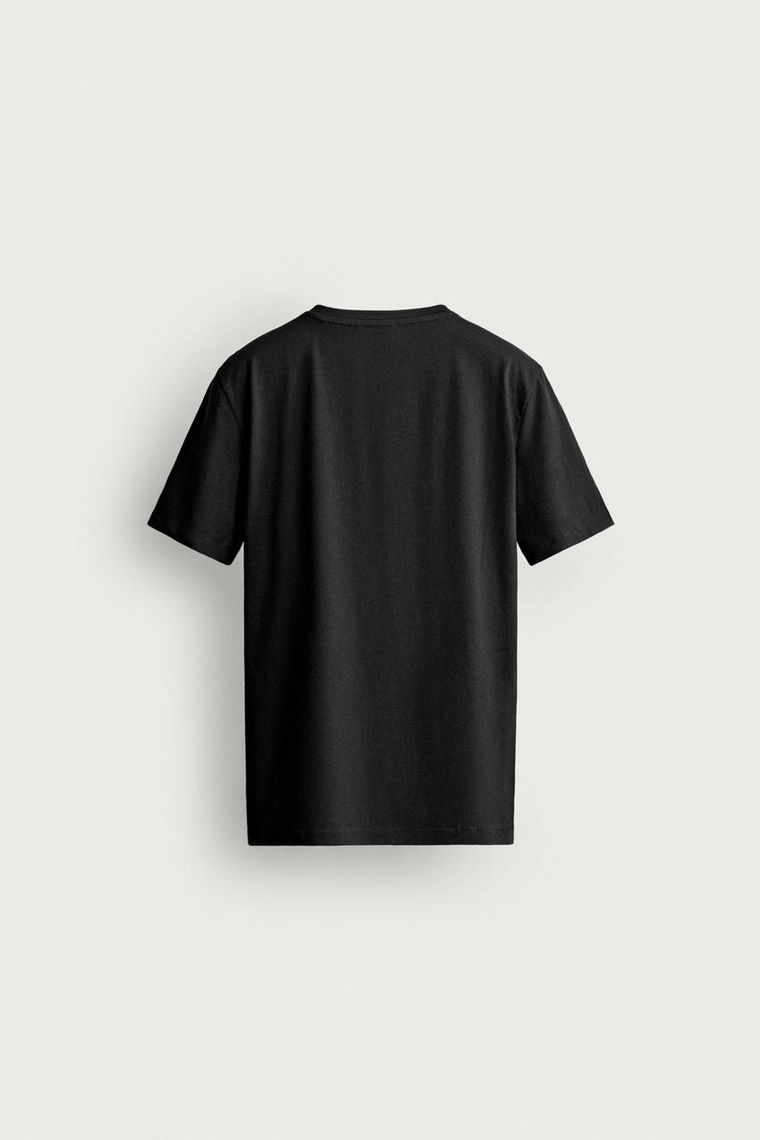 БАЗОВАЯ ПРИТАЛЕННАЯ ФУТБОЛКА SLIM FIT