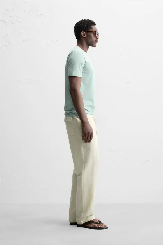 БАЗОВАЯ ПРИТАЛЕННАЯ ФУТБОЛКА SLIM FIT