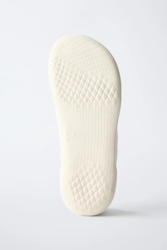 КОЖАНЫЕ КРОССОВКИ BAREFOOT