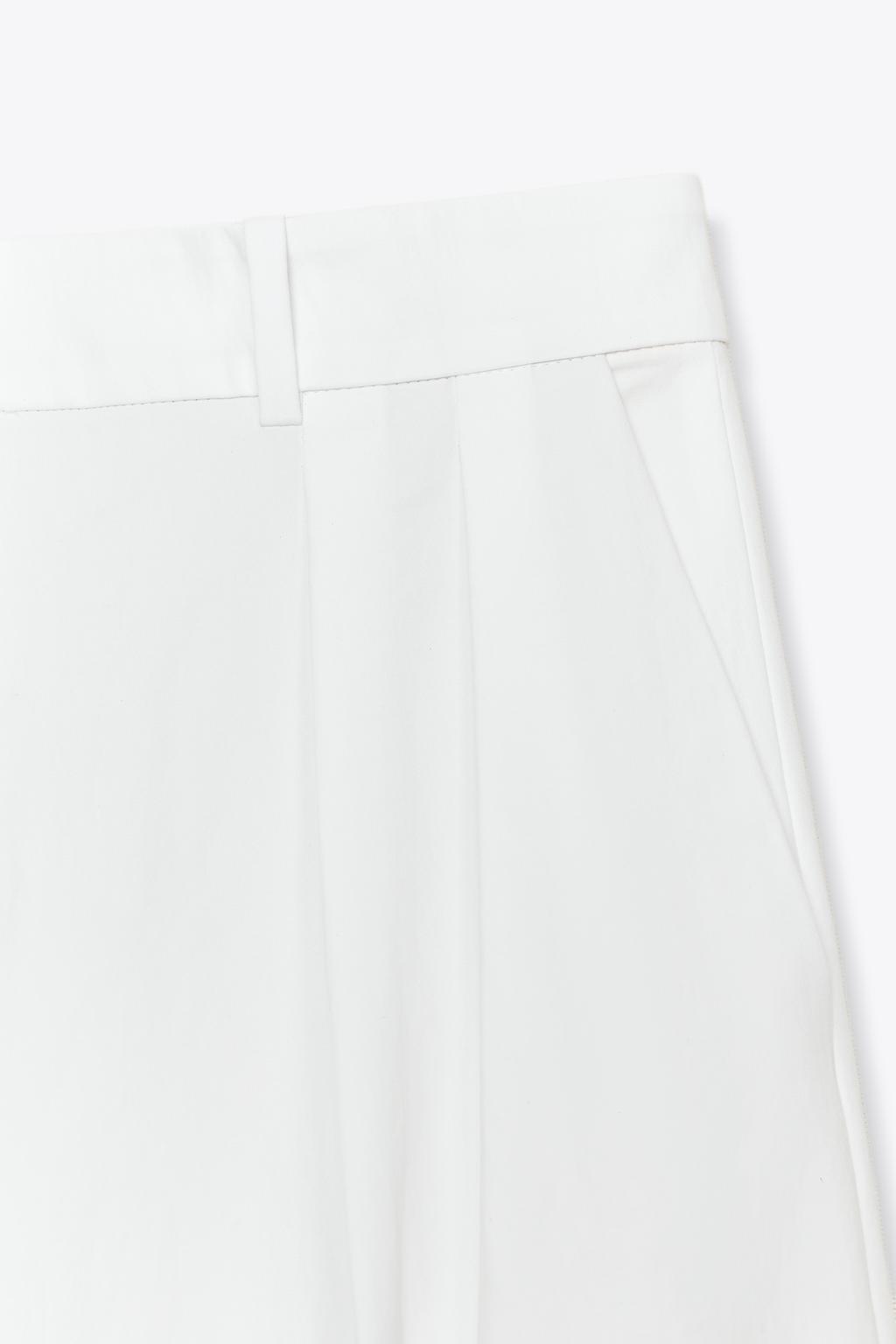 БРЮКИ С ЗАЩИПАМИ ИЗ ТЕХНОЛОГИЧНОЙ ТКАНИ — ZW COLLECTION