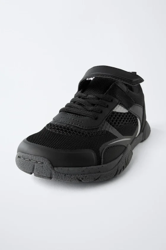 СПОРТИВНЫЕ КРОССОВКИ BAREFOOT