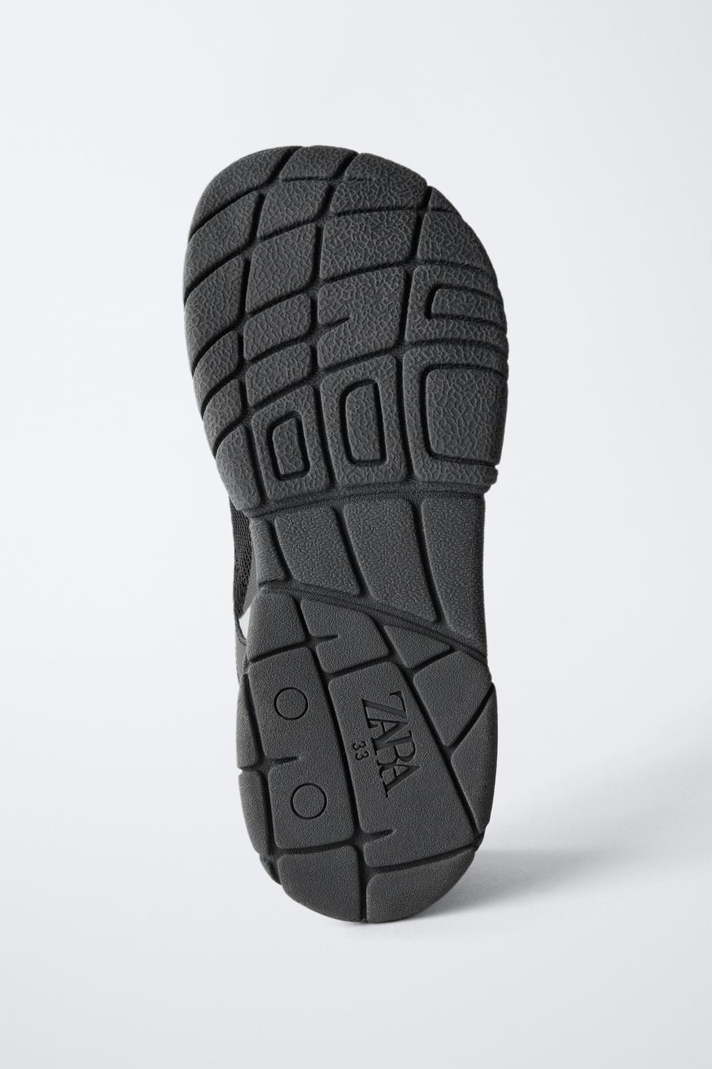 СПОРТИВНЫЕ КРОССОВКИ BAREFOOT