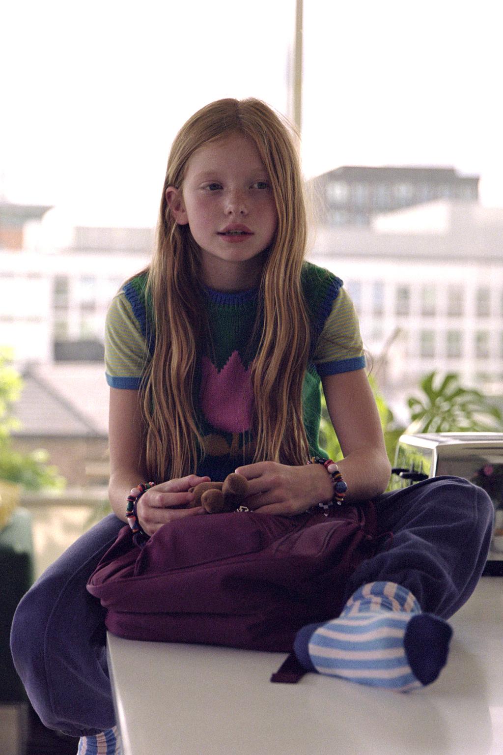 ТРИКОТАЖНЫЙ ЖИЛЕТ «ТЮЛЬПАН»