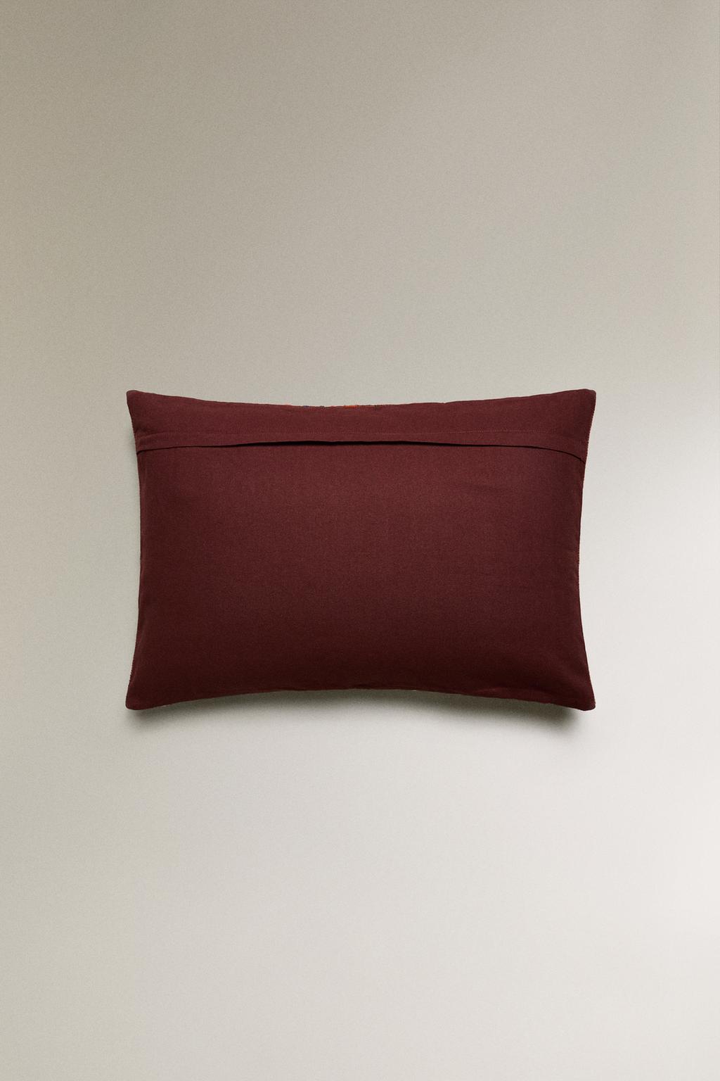 Наволочка с вышивкой embroidered cushion cover x collagerie