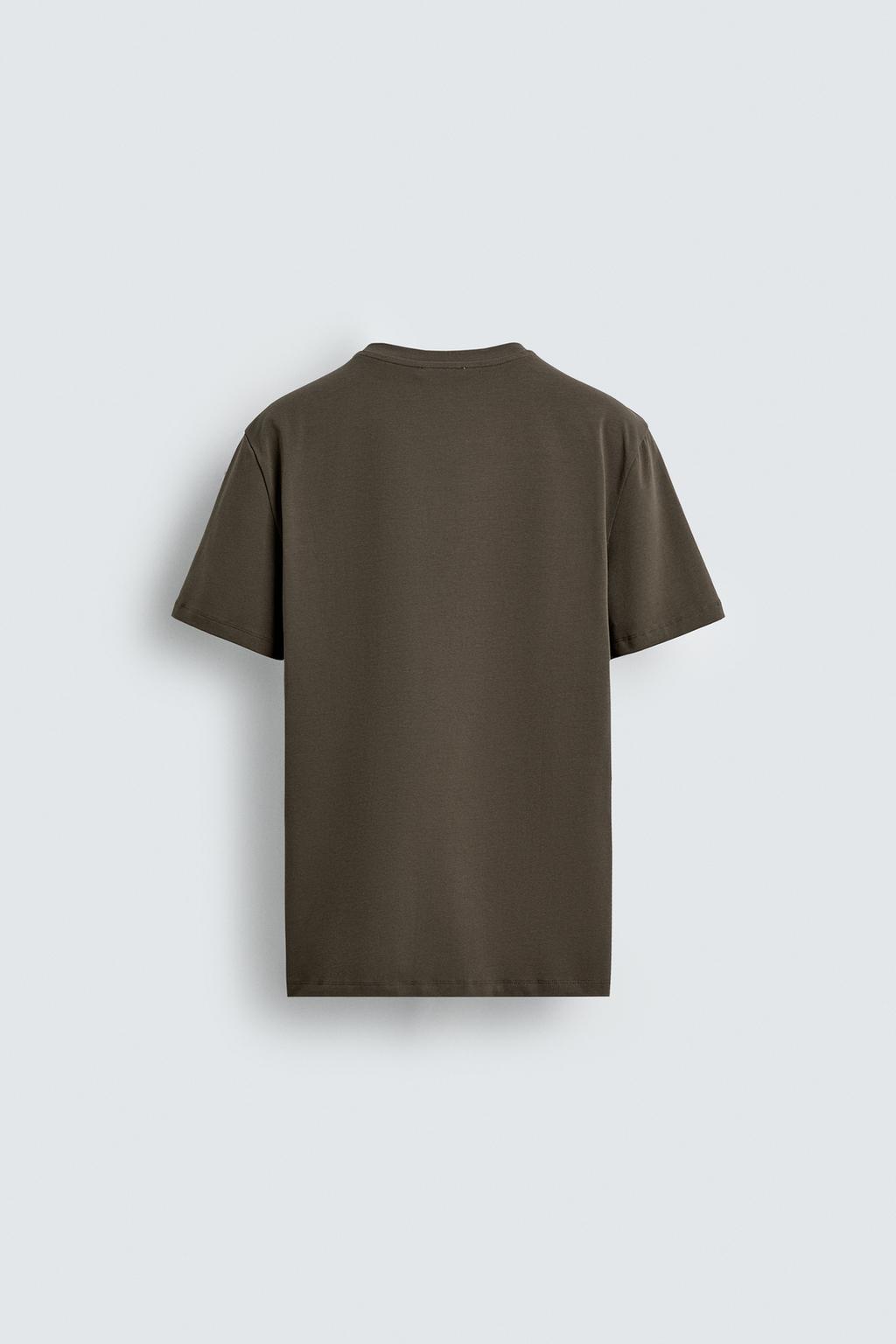 БАЗОВАЯ ПРИТАЛЕННАЯ ФУТБОЛКА SLIM FIT