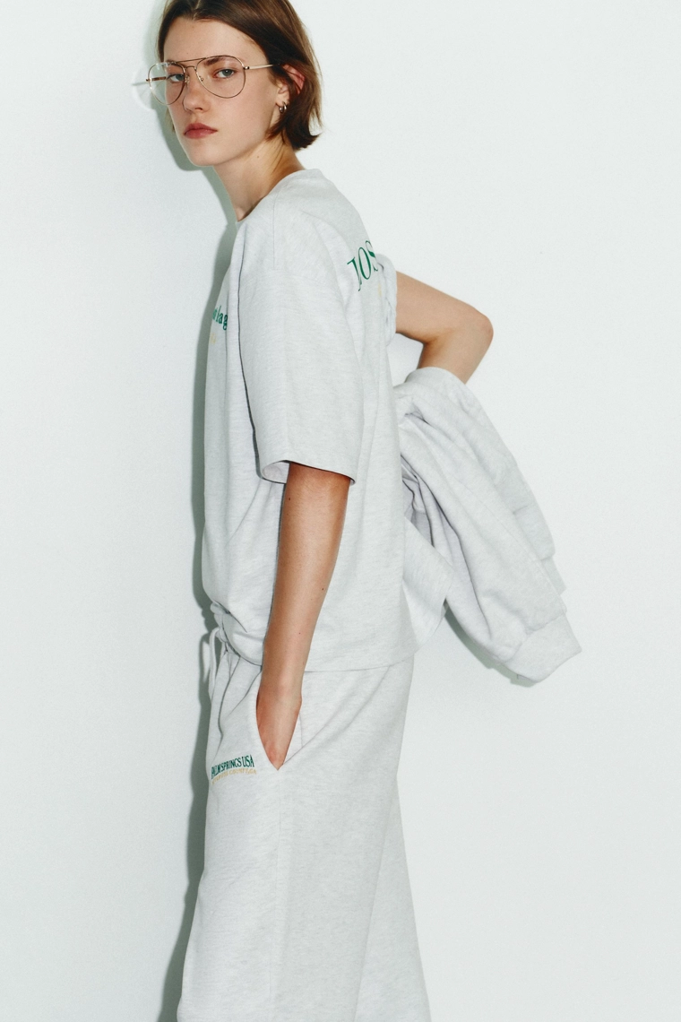 T-SHIRT WITH COTTON TEXT