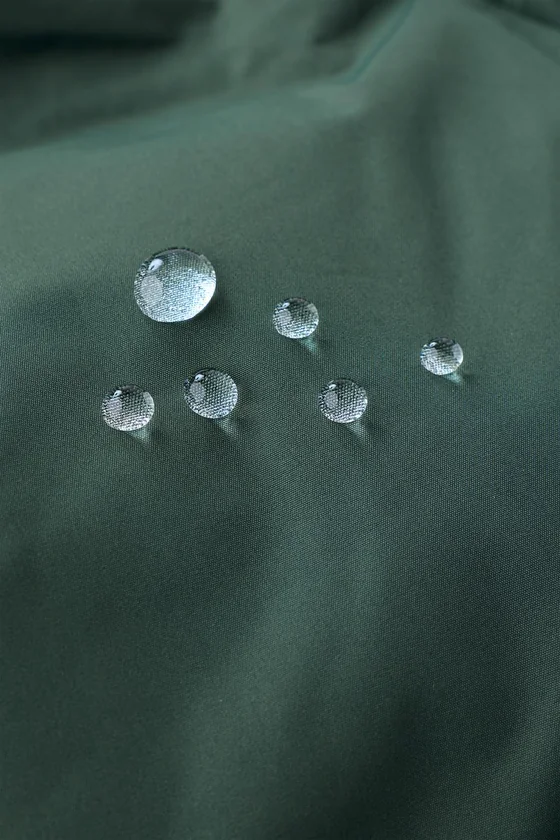 СТЕГАНАЯ КУРТКА WATER REPELLENT С КАПЮШОНОМ