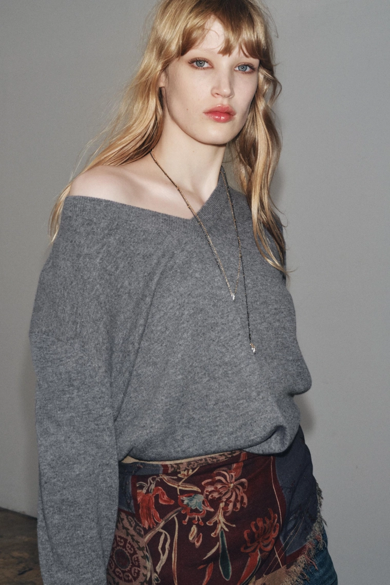 ТРИКОТАЖНЫЙ СВИТЕР ОВЕРСАЙЗ ИЗ 100% ШЕРСТИ