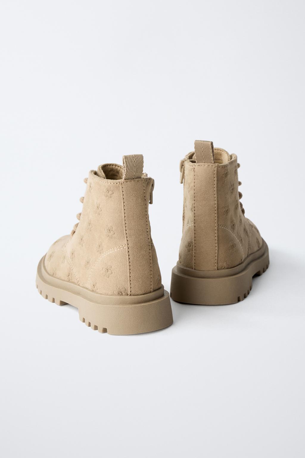 БОТИНКИ С ЦВЕТАМИ