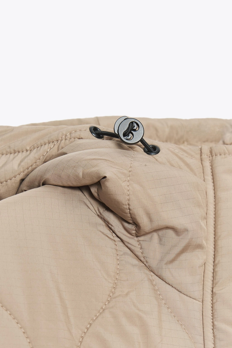 СТЕГАНАЯ КУРТКА С КАПЮШОНОМ WATER REPELLENT