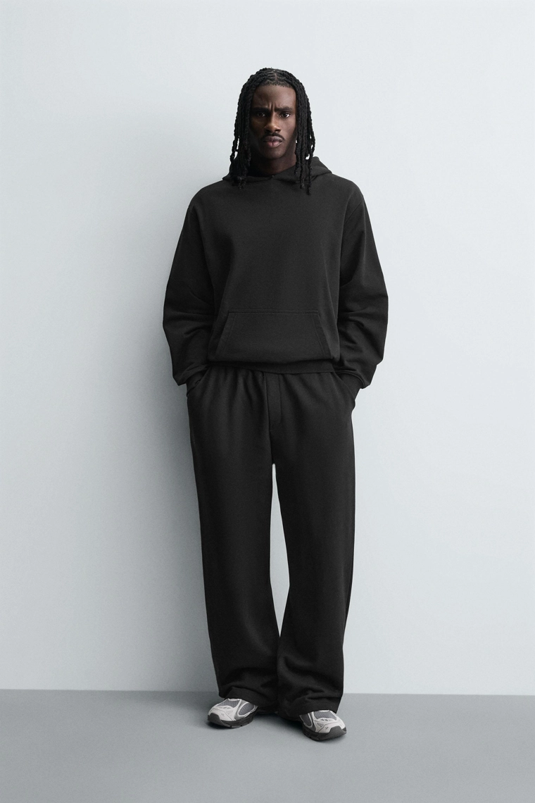 СПОРТИВНЫЙ КОСТЮМ RELAXED FIT С КАПЮШОНОМ