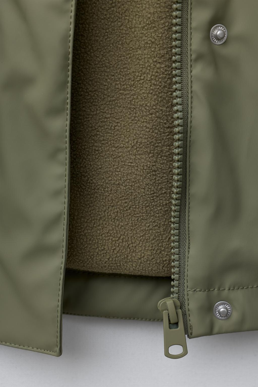ПРОРЕЗИНЕННЫЙ ДОЖДЕВИК WATER RESISTANT С ФЛИСОВОЙ ПОДКЛАДКОЙ