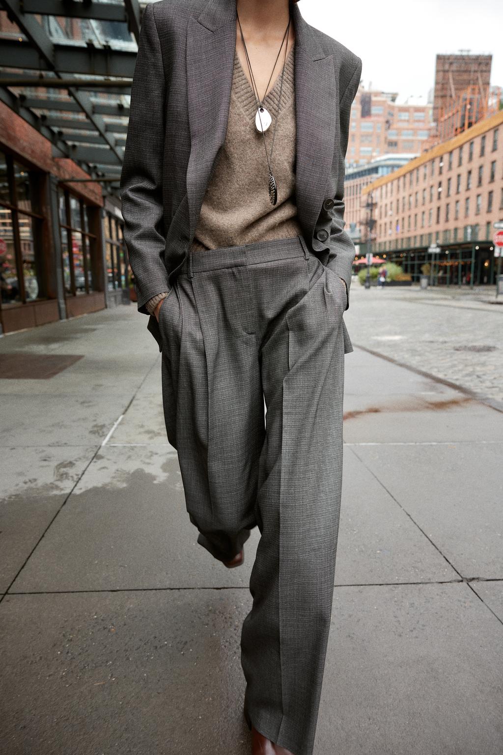 ШИРОКИЕ БРЮКИ С ЗАЩИПАМИ