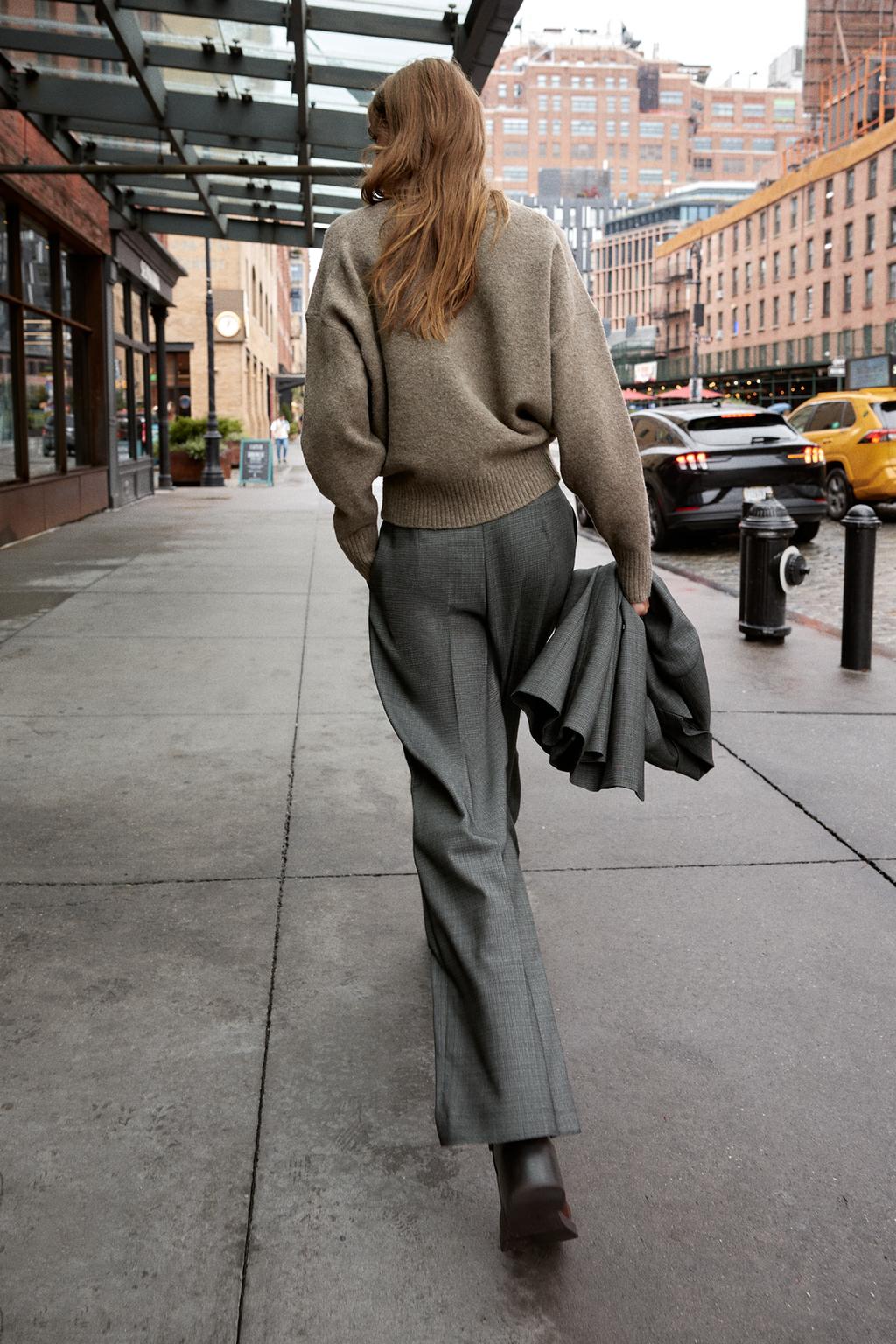 ШИРОКИЕ БРЮКИ С ЗАЩИПАМИ