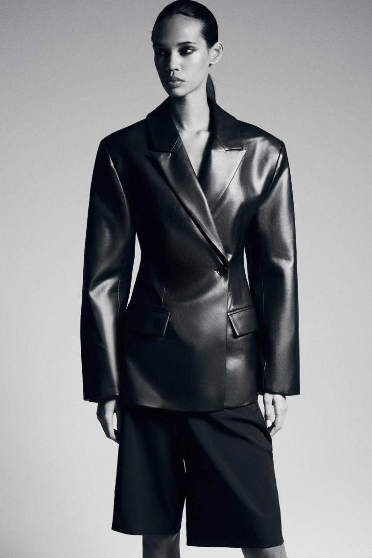 FAUX LEATHER TAILORED BLAZER