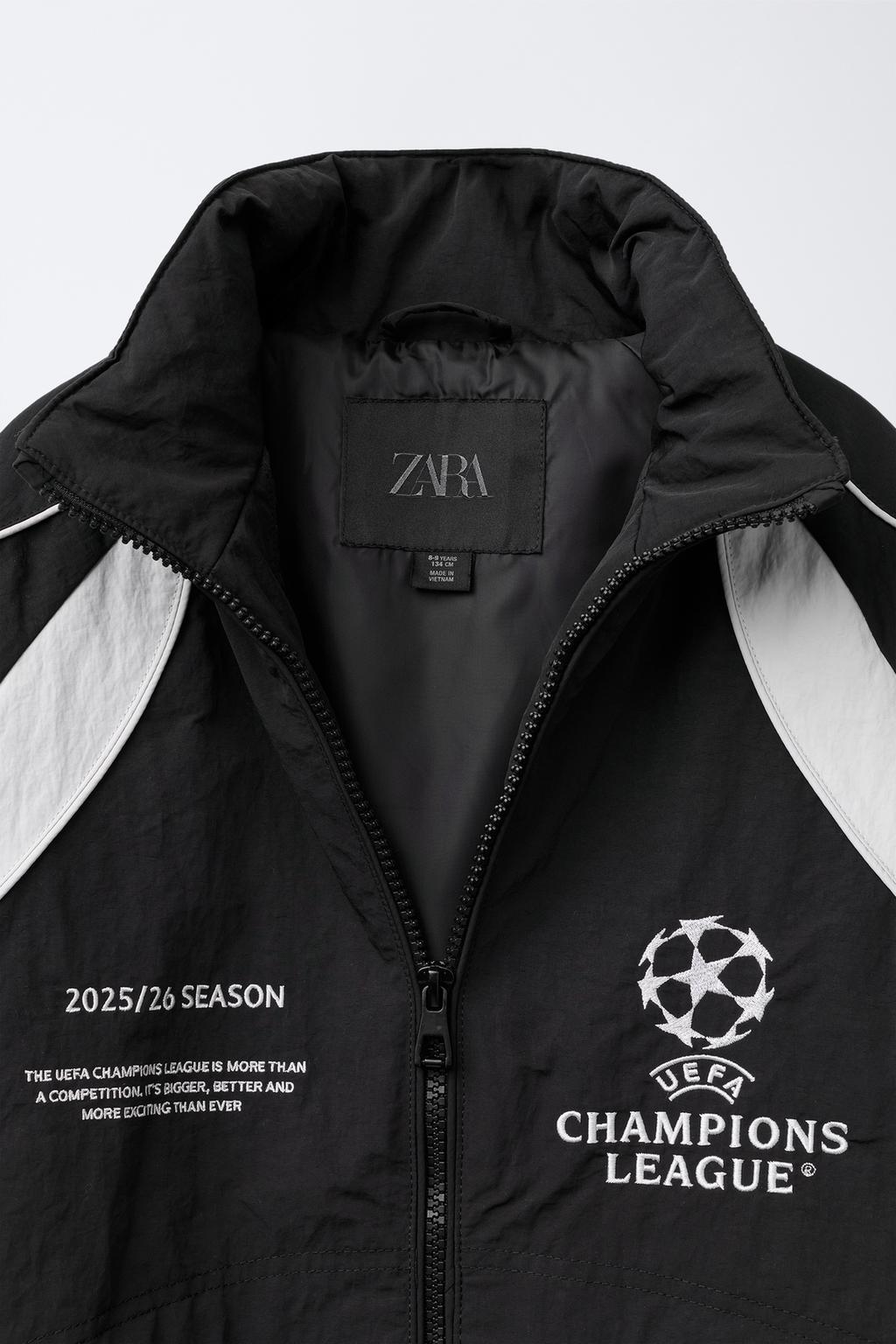 КУРТКА WATER REPELLENT С КАПЮШОНОМ UEFA CHAMPIONS LEAGUE ®