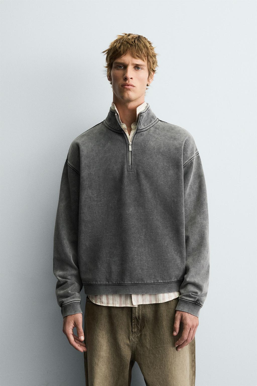 ТОЛСТОВКА С ЭФФЕКТОМ ПОТЕРТОСТИ И ВОРОТНИКОМ НА МОЛНИИ