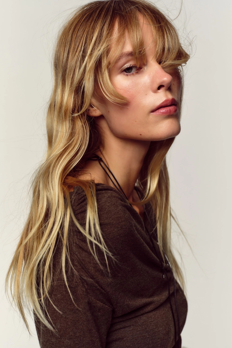 Топ с драпированным запахом на горловине