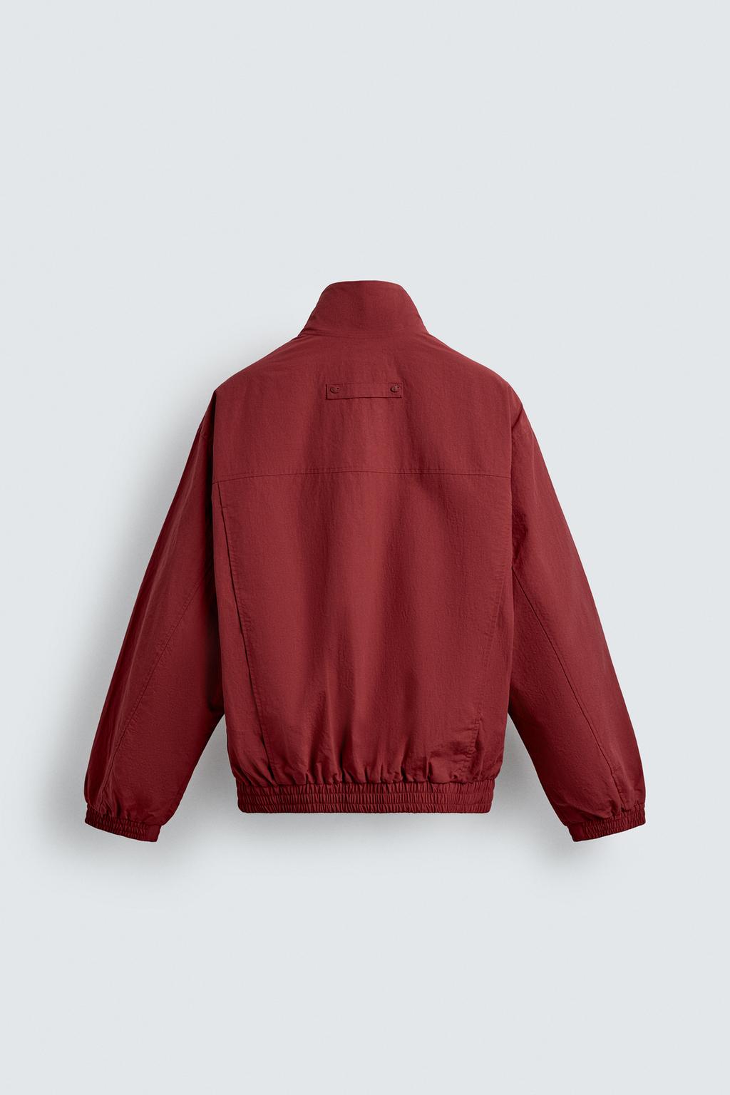 ТЕХНИЧЕСКАЯ КУРТКА С НАШИВКАМИ CHAMPION ® X ZARA