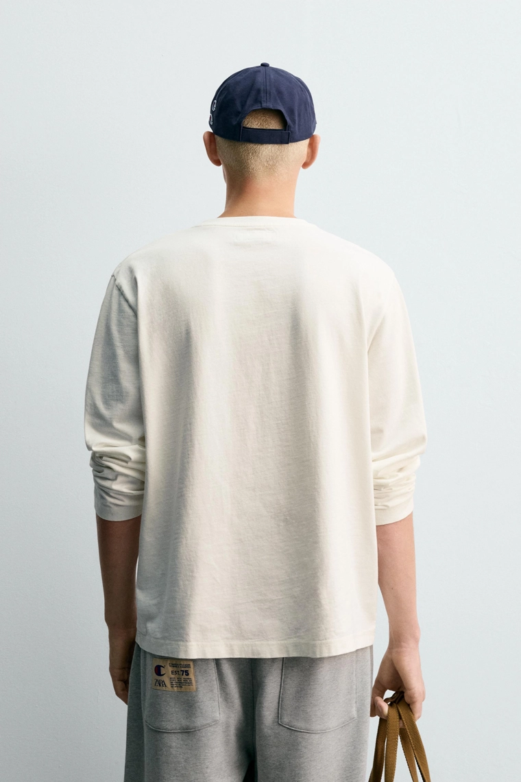 ФУТБОЛКА С ДЛИННЫМИ РУКАВАМИ И НАШИВКАМИ CHAMPION ® X ZARA