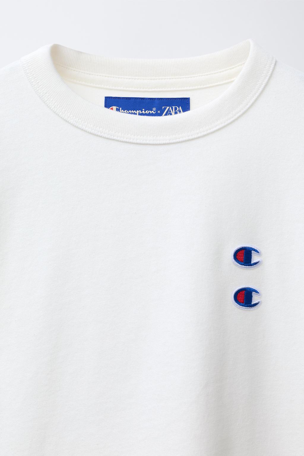 ФУТБОЛКА С НАШИВКАМИ CHAMPION ® X ZARA