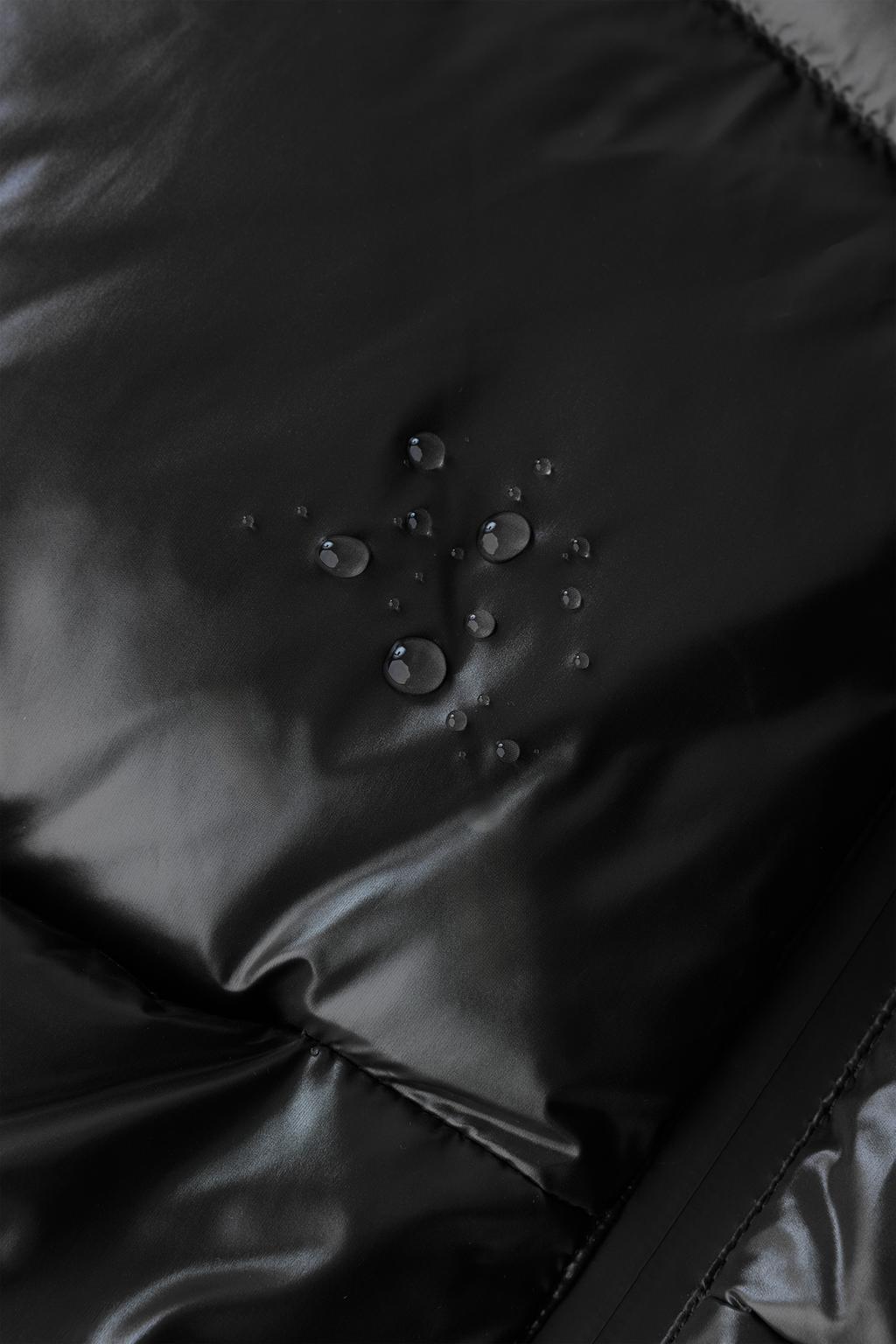 ВОДООТТАЛКИВАЮЩИЙ И ВЕТРОЗАЩИТНЫЙ ПУХОВИК С ПЕРЬЯМИ И ПУХОМ