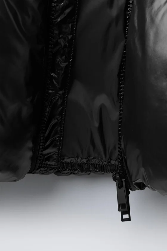 СТЕГАНОЕ ПАЛЬТО С КАПЮШОНОМ WATER REPELLENT