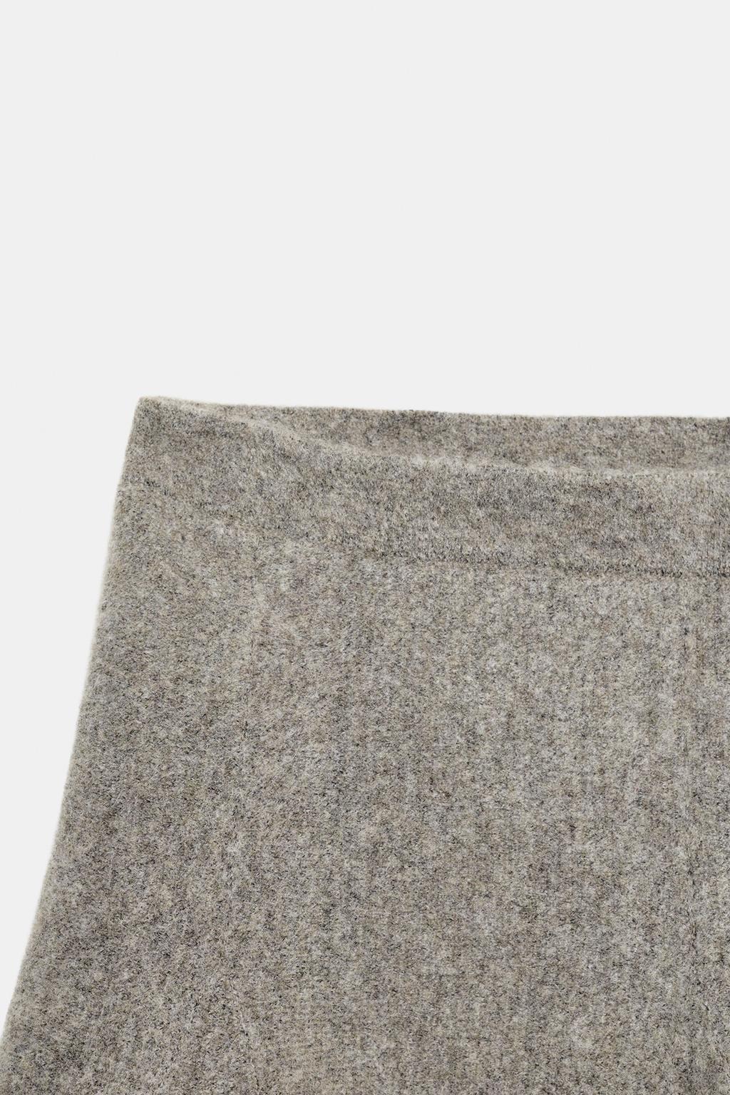 ТРИКОТАЖНАЯ МИНИ-ЮБКА