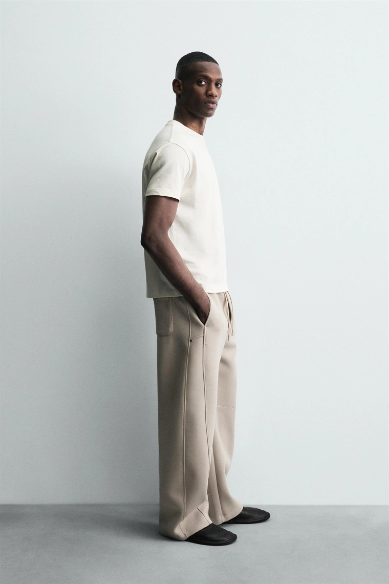 ФУТБОЛКА С РЕЛЬЕФНОЙ НАДПИСЬЮ