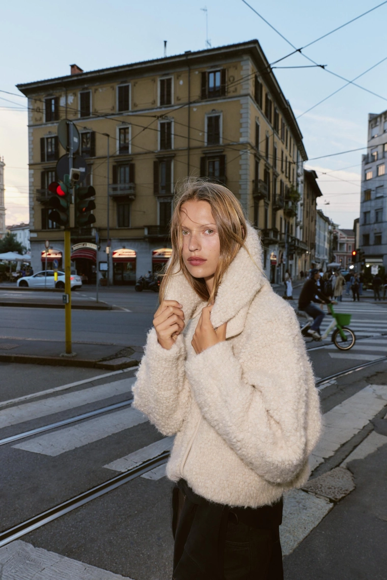 КАРДИГАН ИЗ БУКЛЕ