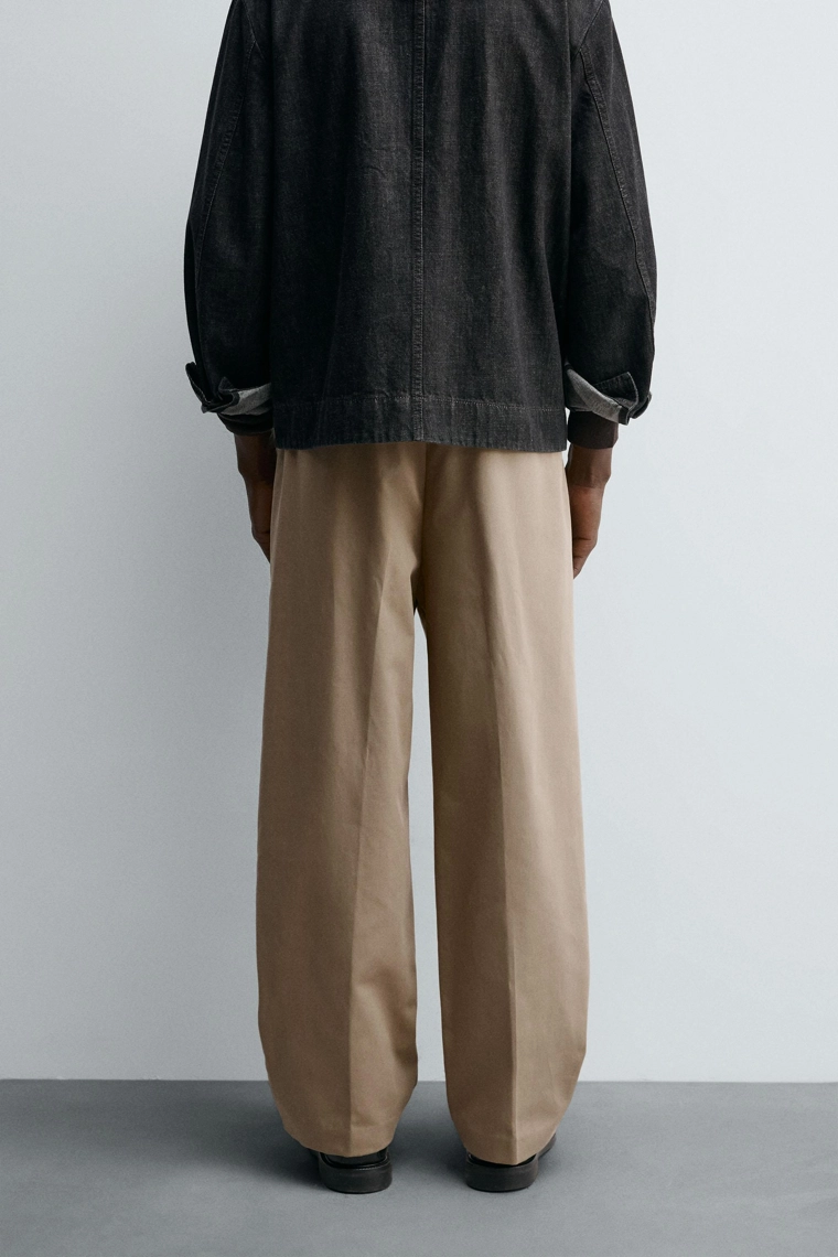 БРЮКИ RELAXED FIT СО СКЛАДКАМИ