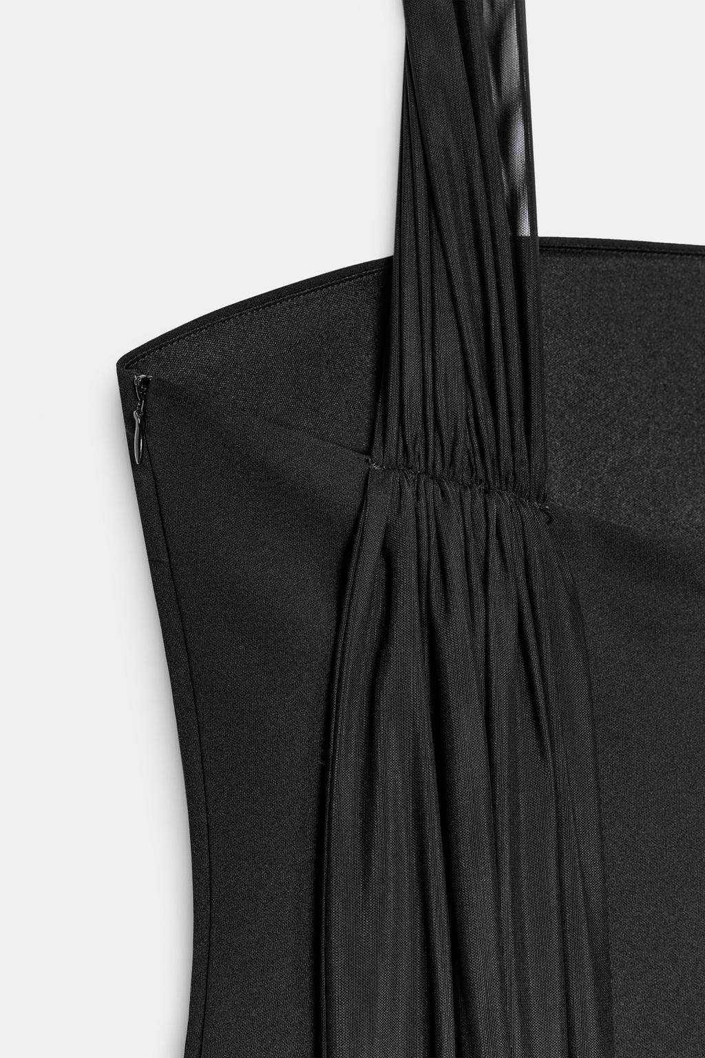 КОМБИНИРОВАННОЕ ПЛАТЬЕ С ПРОЗРАЧНЫМИ ДЕТАЛЯМИ